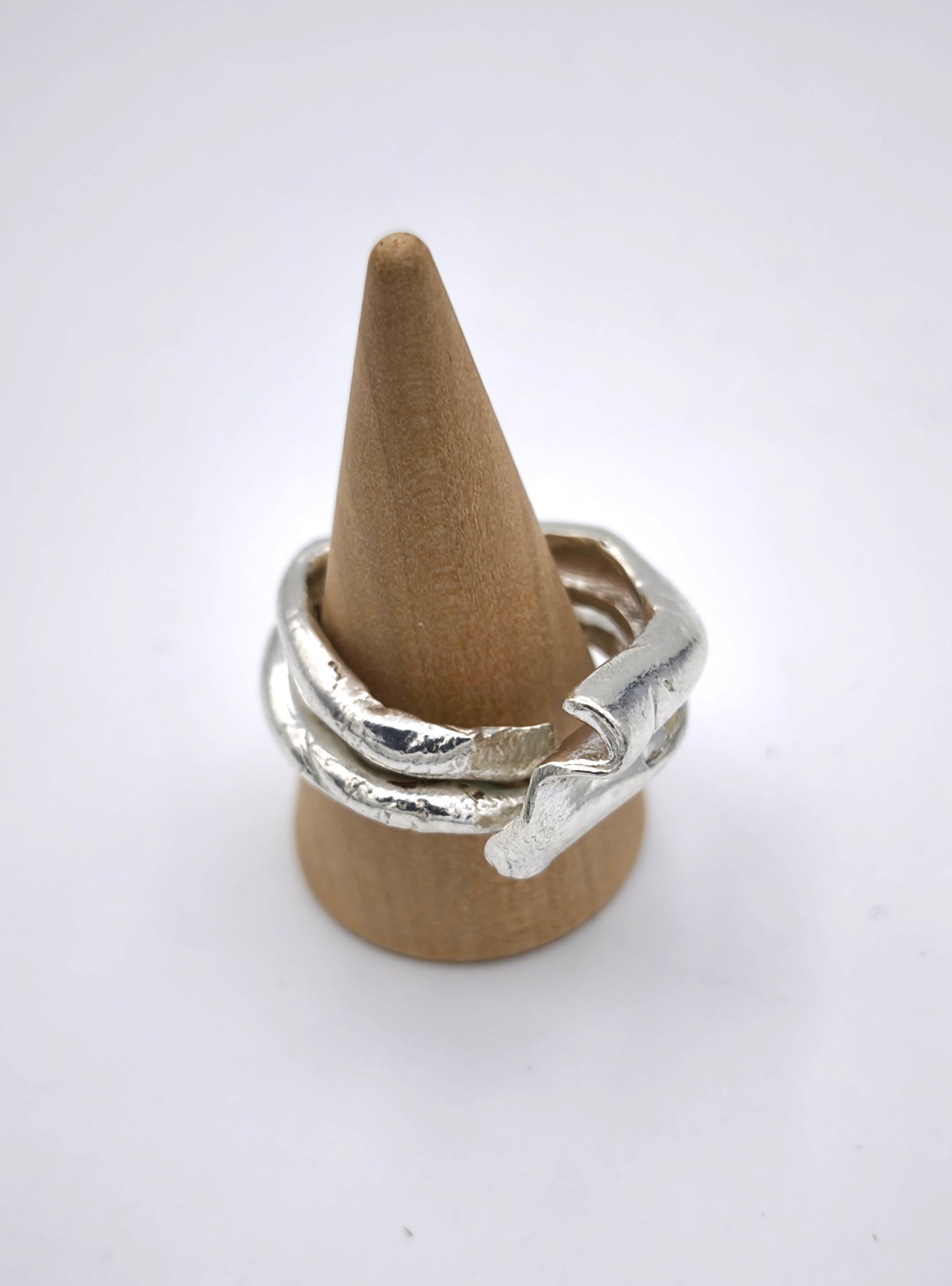 Anillo Flown