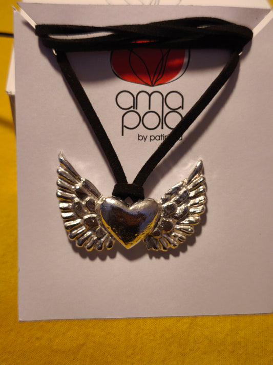 Dije Large Winged heart