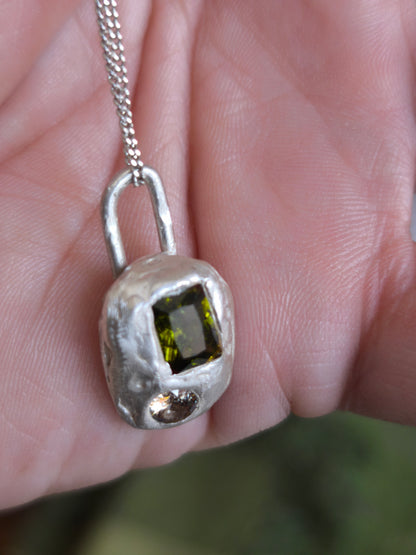Dije Small Stones