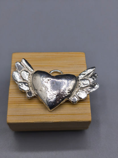 Dije Winged heart