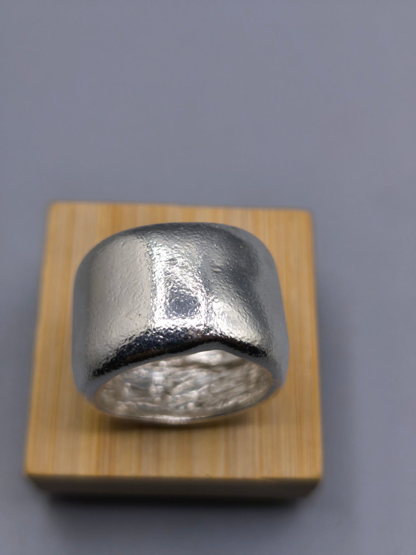 Anillo Broad