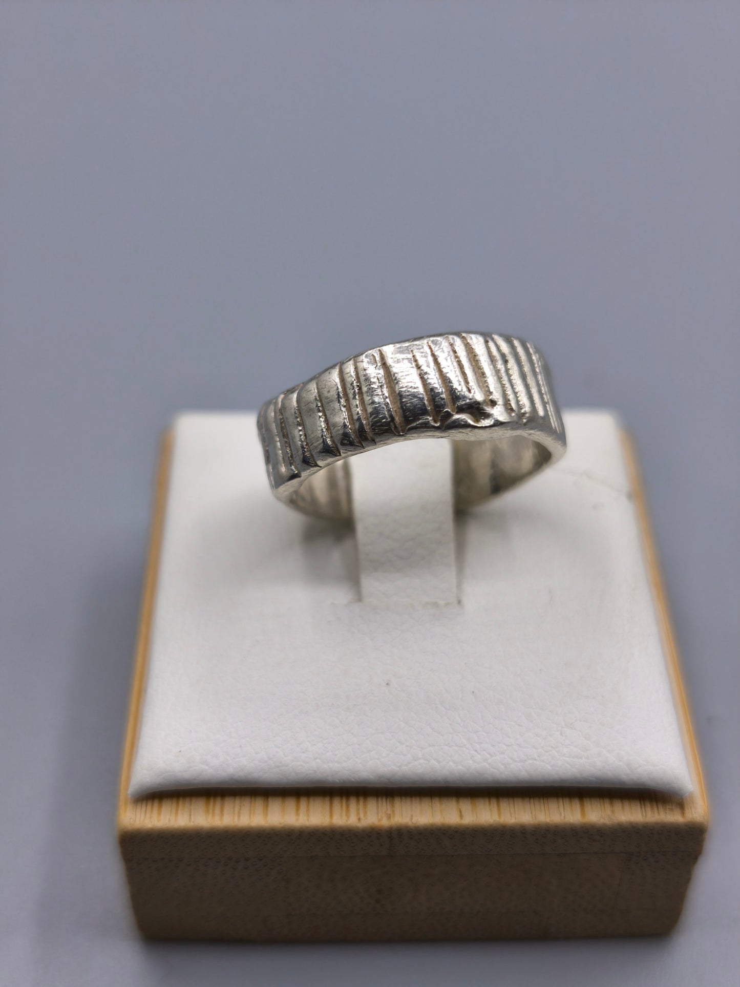 Anillo Petit lines