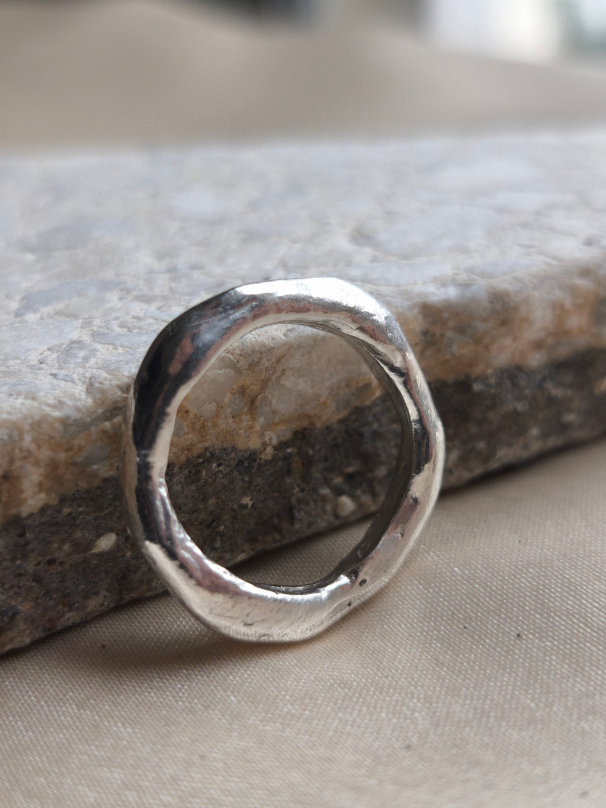 Anillo irregular
