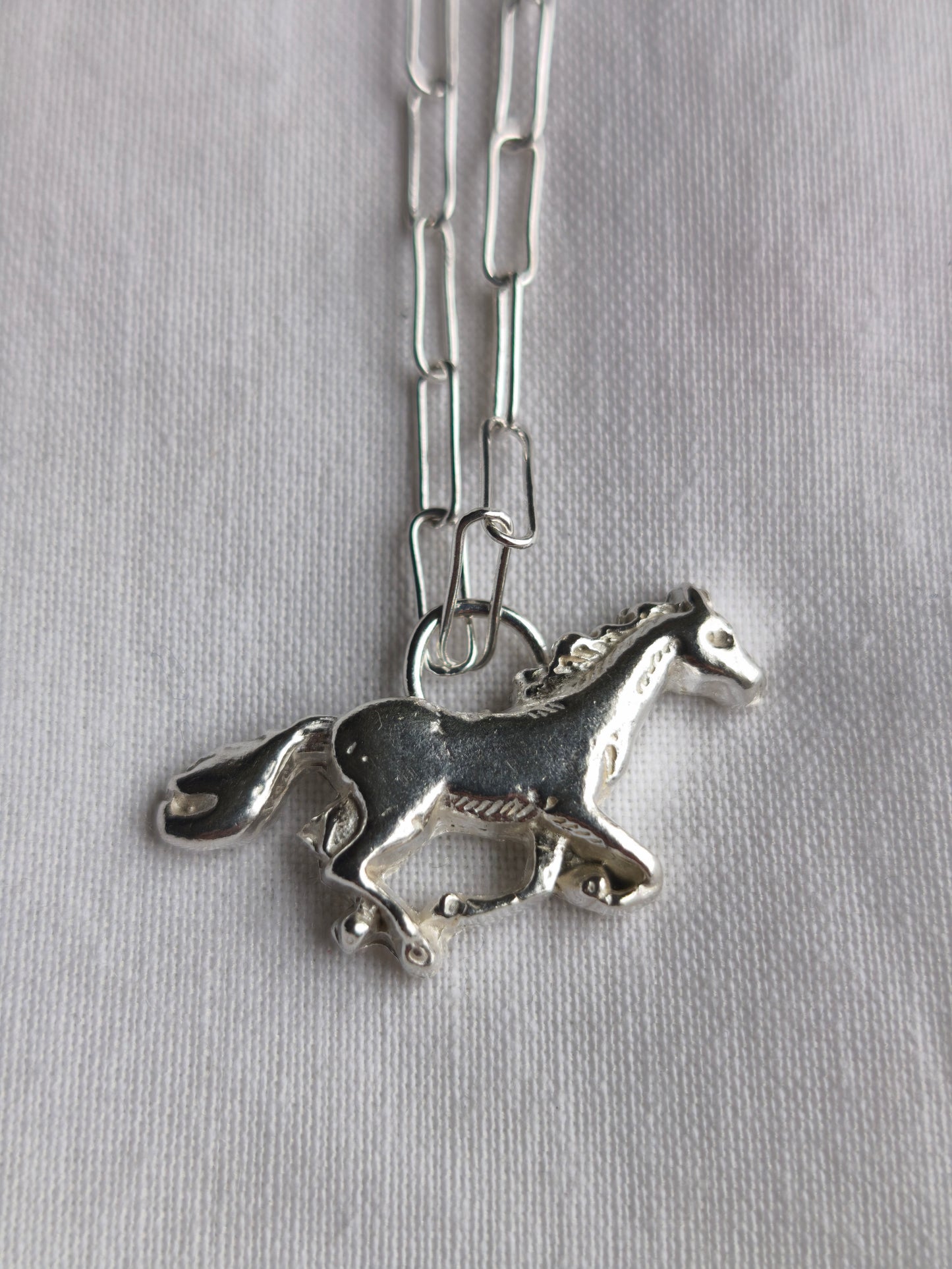 Dije Horse