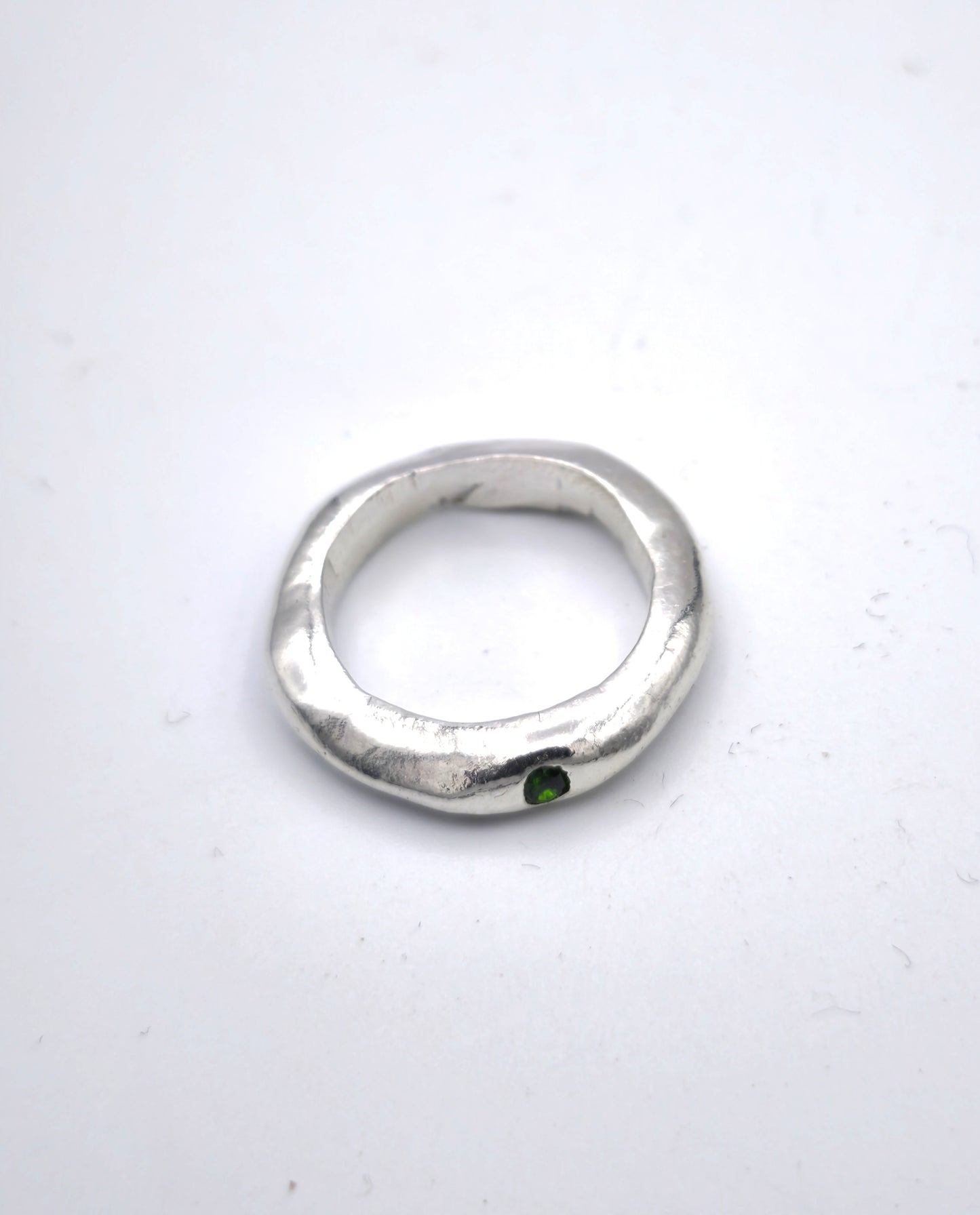 Anillo Irregular circonia