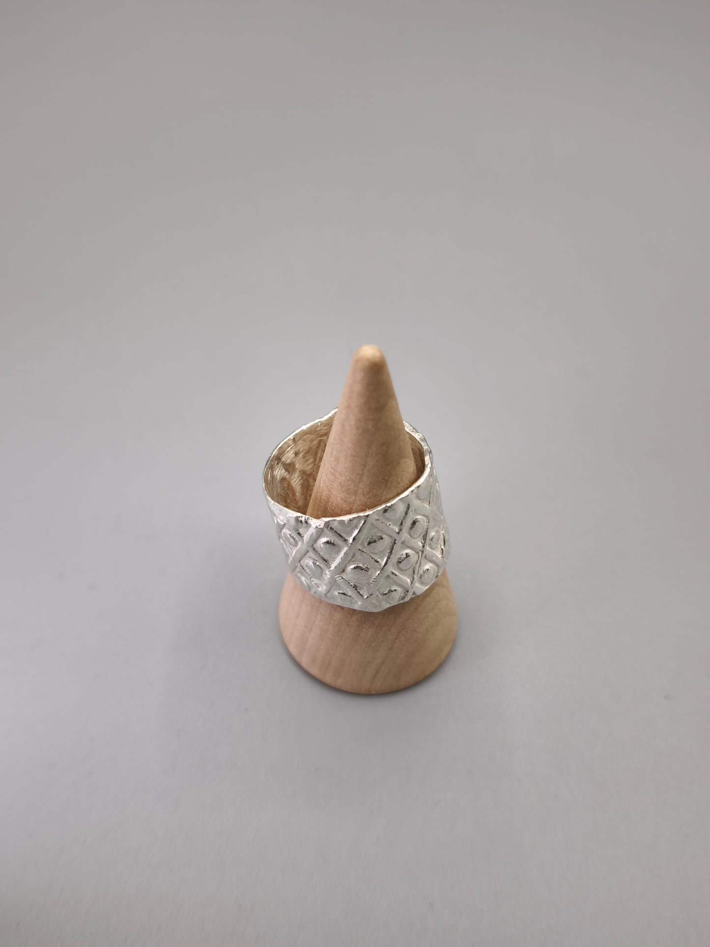 Anillo Fantasy textured