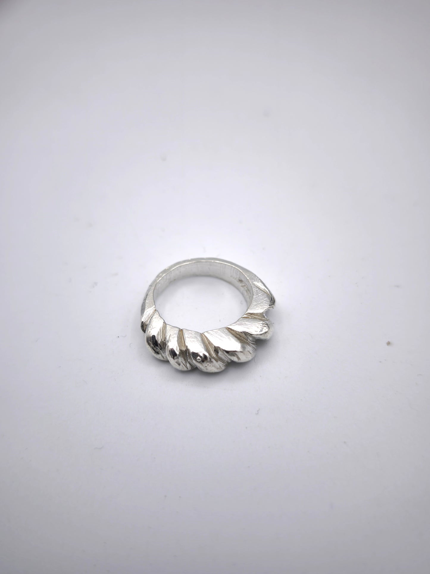 Anillo Bomb turning