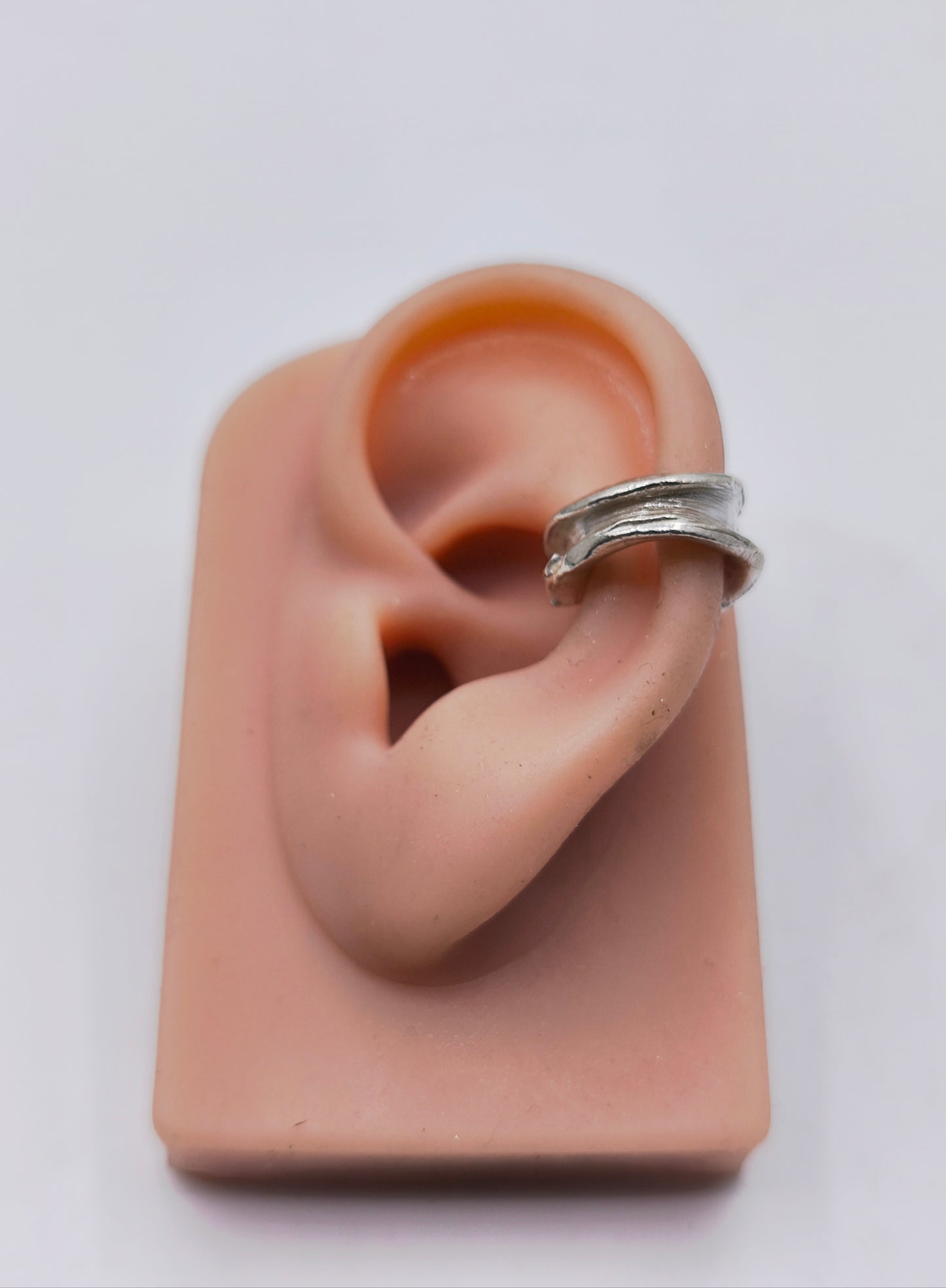 Aro Ear cuff midi