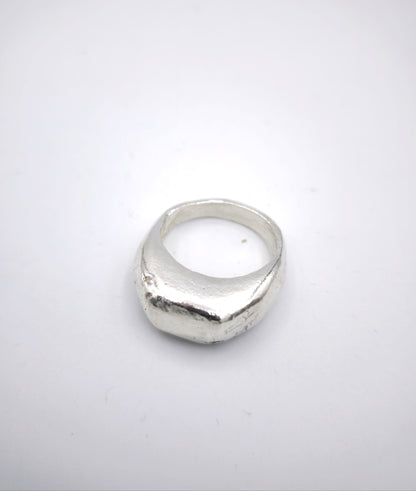 Anillo Imperfect Stamp
