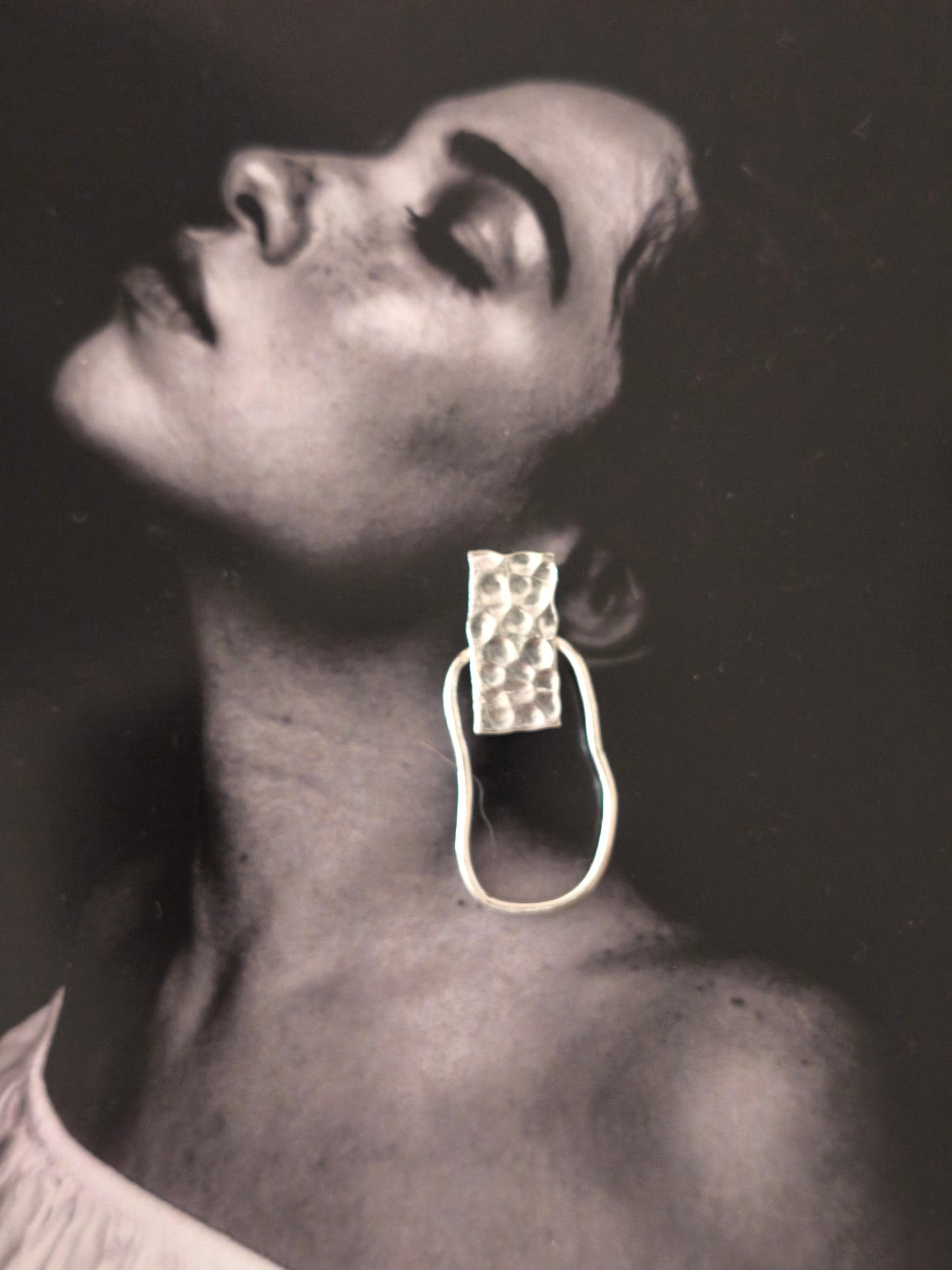 Aros Irregular