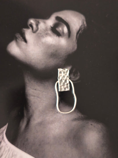 Aros Irregular
